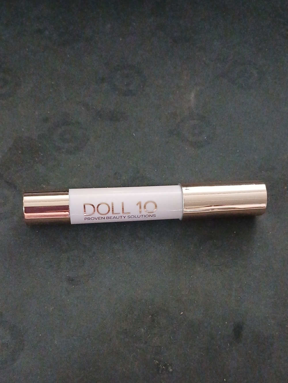 Doll 10 Lip Crayon Enjoy Life NWOB